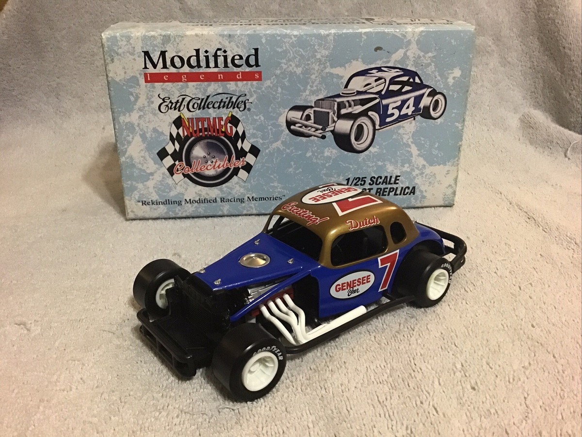 RARE 2004 Ertl Nutmeg DUTCH HOAG #7 Genesee Beer MODIFIED COUPE 1