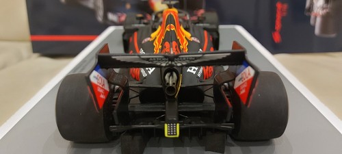 F1 Red Bull RB16 Max Verstappen Barcelona Test 2020 1:18 Spark - Picture 13 of 16
