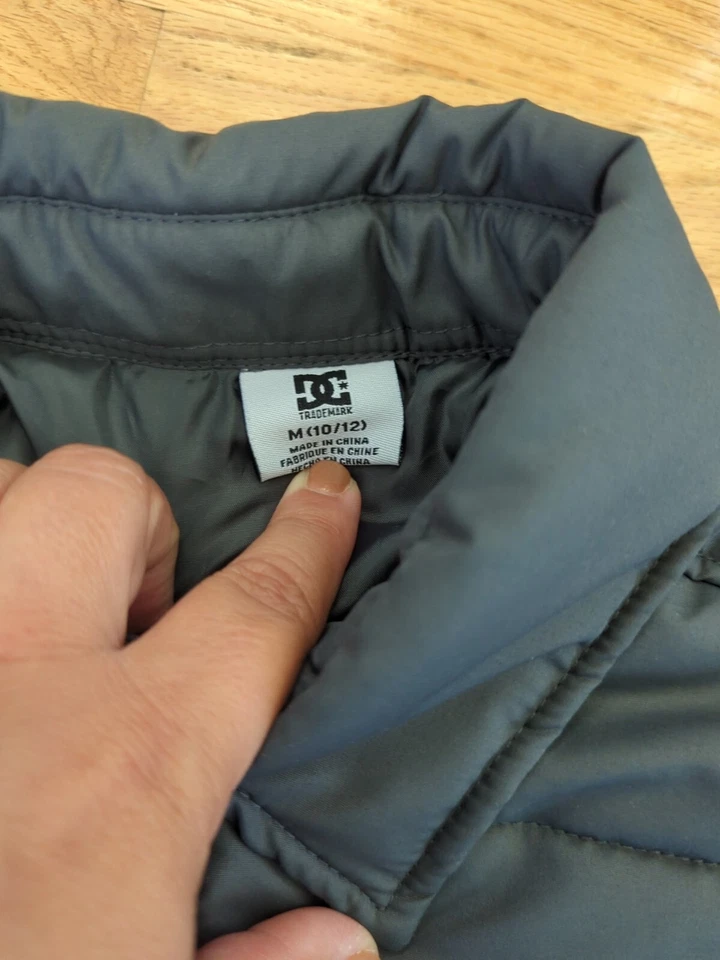 DC SHOES Gris CHAQUETA CON BOTONES Monopatín Abrigo de Invierno Puffy Puffer K15 Foto 4 de 4