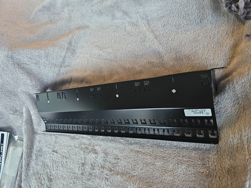SIEMON Z PNL U48E Z MAX SHIELDED EMPTY PATCH PANEL 48 PORT - Picture 18 of 20