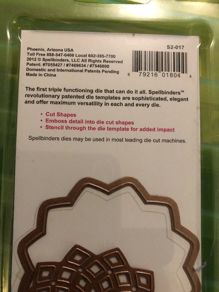 Spellbinders Shapeabilities Medallion Three 2 Die Set - Image 4 of 4