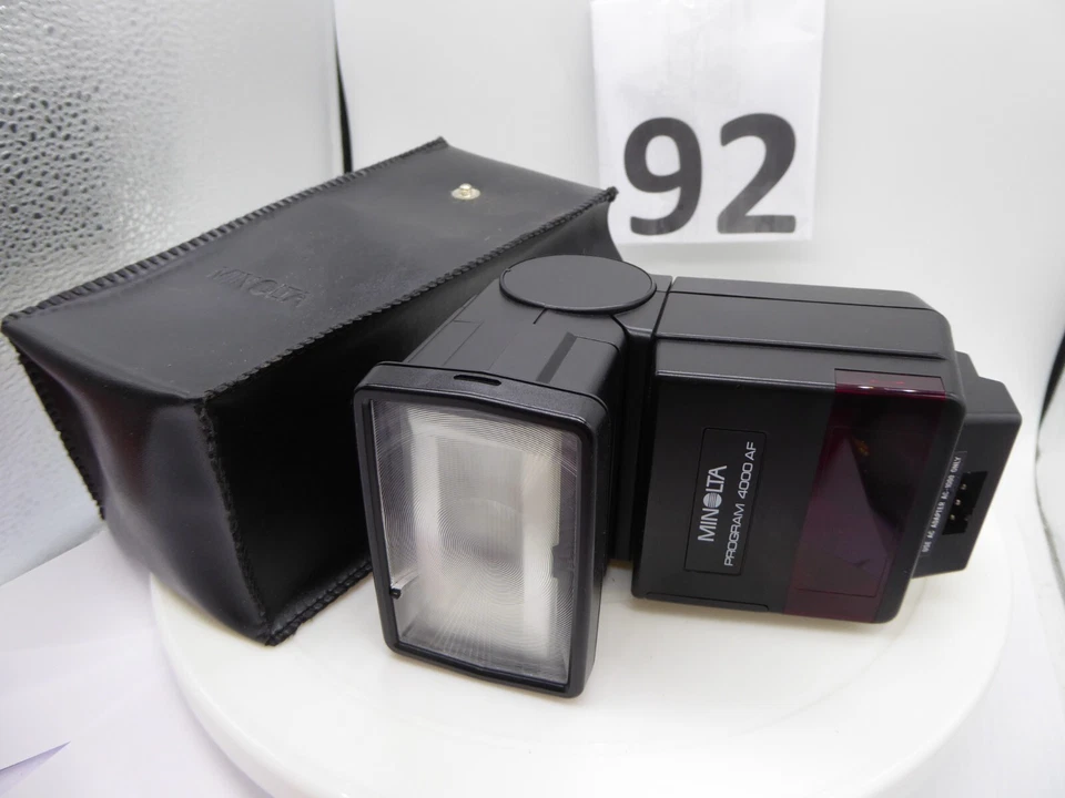 Minolta 4000AF Shoe Mount Flash Gun tested working well + case - Image 4 of 4