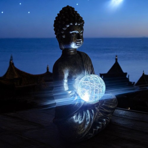 Buddha Ornamento da Giardino con Sfera di Luce LED | Statua Zen in Resina per Casa e Patio - Foto 4 di 11