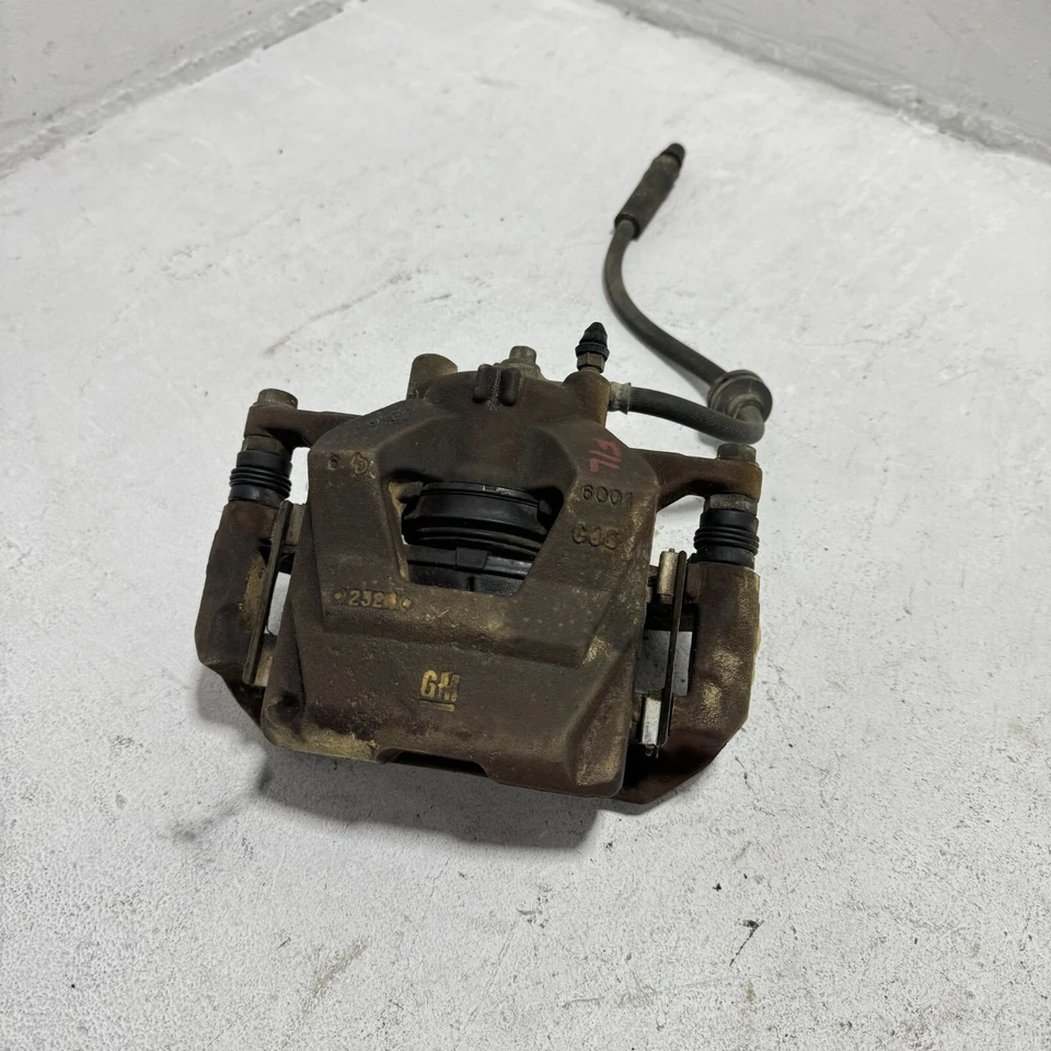 Pinza de freno izquierda Chevrolet Sonic 2012-2017 conductor delantero con soporte OEM Foto 3 de 4