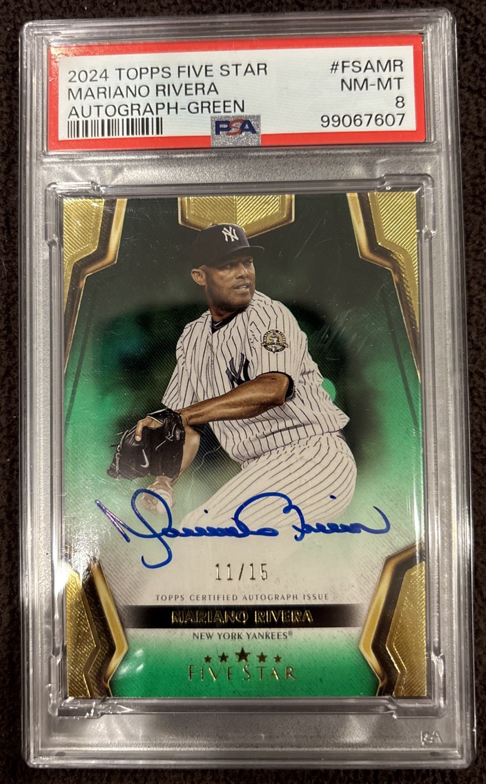 2002 Topps Five Star Mariano Rivera On Card Auto Green 11/15 PSA 8 #FSA-MR