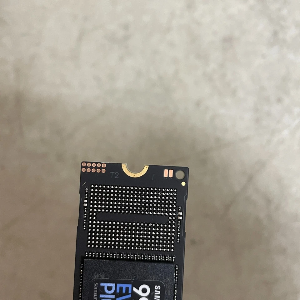 Samsung 990 EVO PLUS SSD M.2 2280 NVMe SSD 7250MB/s Black MZ-V9S2T0 PCIe Gen 4x4 - Image 4 of 4