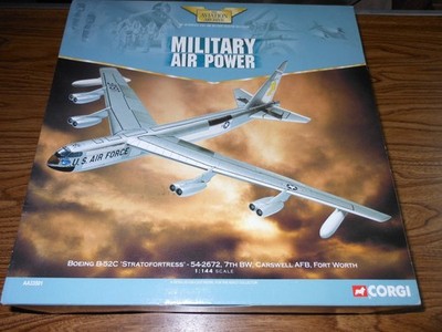 Corgi Aviation Archive AA33501 USAF Boeing B-52C Carswell AFB die-cast model