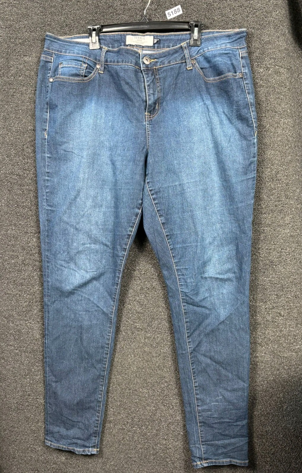 Women's Size 20xt Blue High Rise Medium Wash  Denim