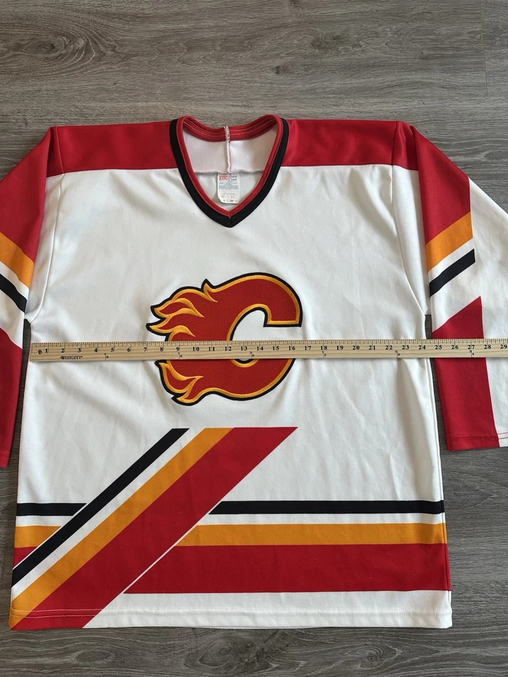 Vintage CCM Calgary Flames Jersey Mens L Blank Red Black 90s Made in Canada NHL - Image 3 of 4