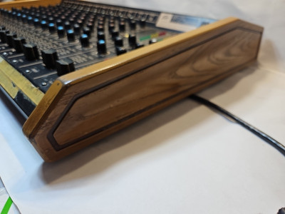 Peavey MD-I2 12x2x1 Mixer Stereo Mixing Console 12 Channel Studio