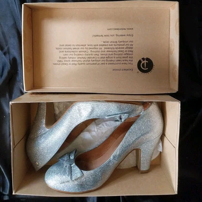 Vintage Red Or Dead Silver sparkling Rod Lollipop Heels UK Size 7 Boxed - Image 1 of 4