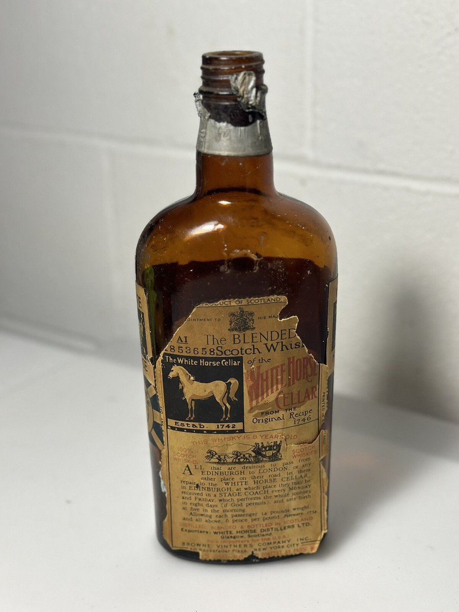 Vintage White Horse Cellar Blended Scotch Whiskey Original Recipe