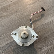 Japan Servo KE56HM2-004 Stepping Motor 1.8° OEG Step 18VDC