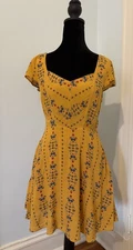 Urban Outfitters Finnigan Yellow Floral Mini Dress Women’s Sz Small Boho Chic