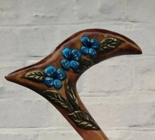 Design wooden hand carved walking stick fand men, lady Ergonomic handle Designer