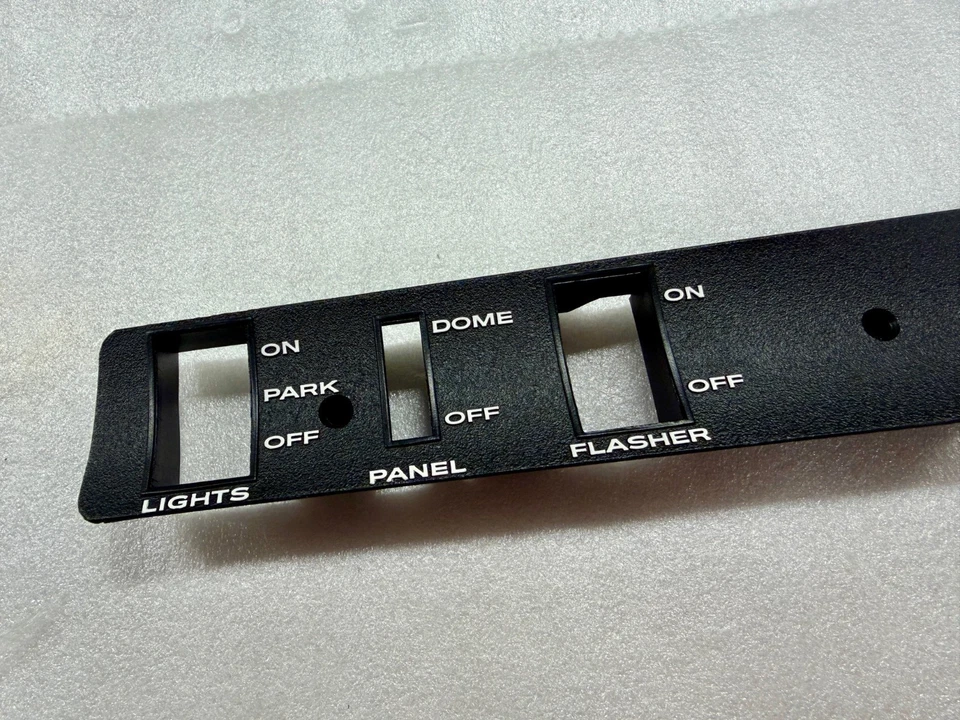 1968 1969 68 69 Mopar Dodge Plymouth Coronet Road Runner panel de interruptores como nuevo en stock Foto 4 de 4