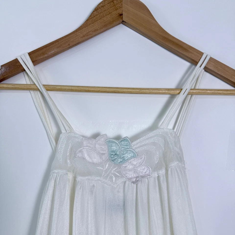 Maxi Vestido Sin Mangas Vintage Alan R Talla Pequeña Marfil Satinado Nylon Encaje Borde Semi Transparente Foto 3 de 4