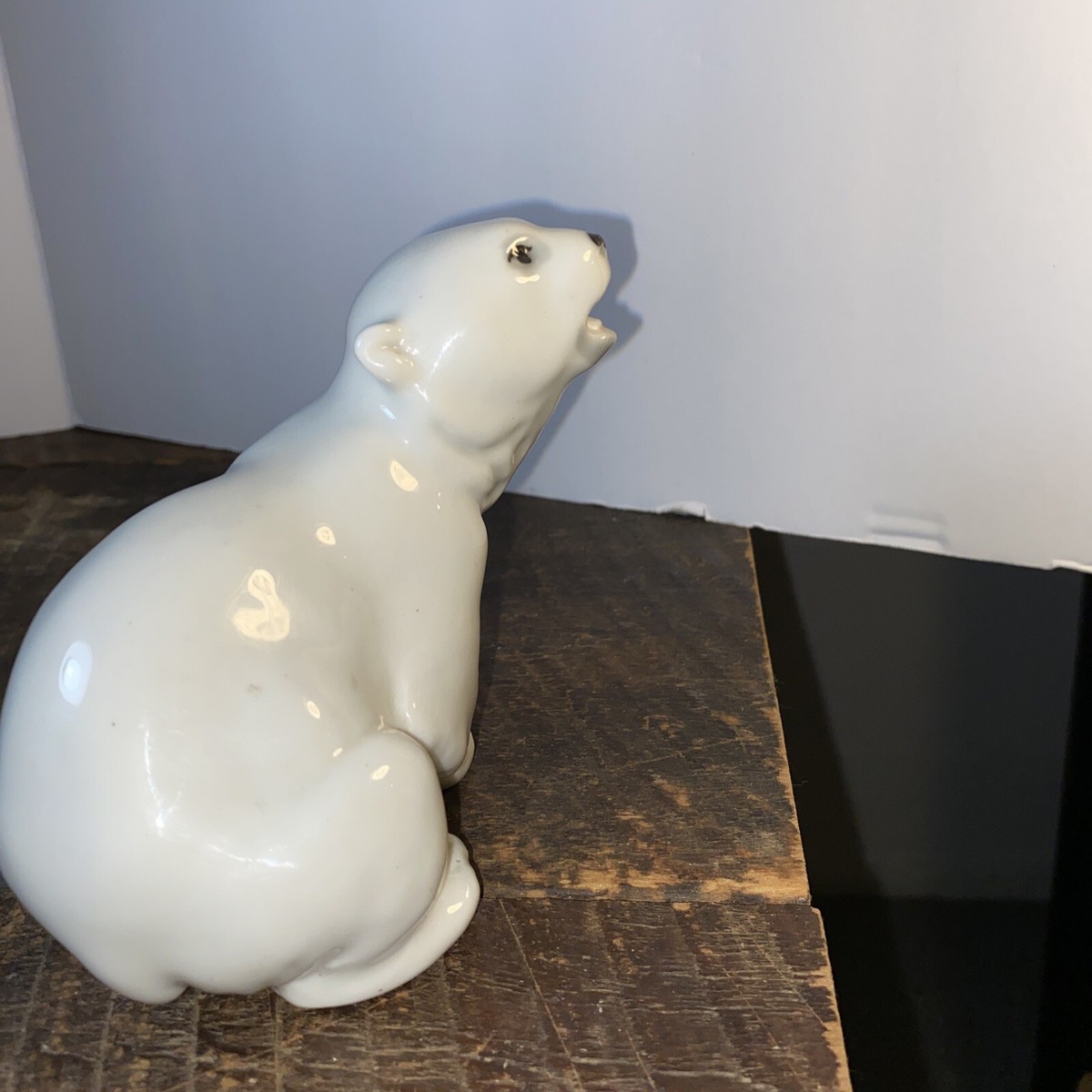 Lomonosov Russiaのシロクマの置物 Lomonosov Polar Bear - Etsy