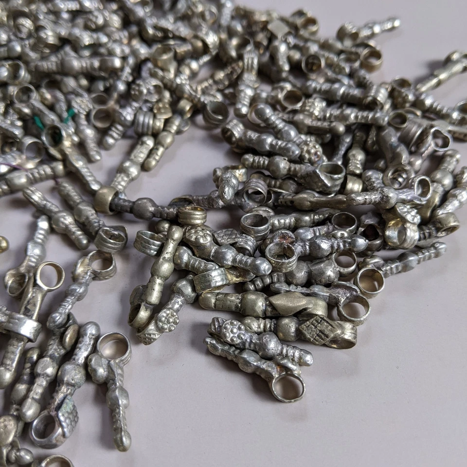 Componentes de dijes tribales Kuchi de latón macizo brotes vintage de una libra (15224) Foto 2 de 4