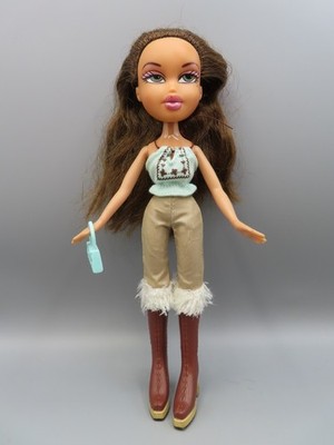 Style It Yasmin Bratz Doll pants top brown high heel boots.
