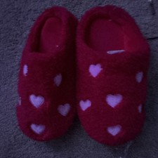 Red Pink Heart Pattern Faux Fur Slip-On Women's Slippers, US 7-8 EU 38-39