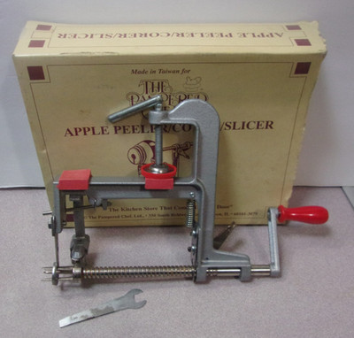 The Pampered Chef Apple Peeler / Corer / Slicer New In Open Box 
