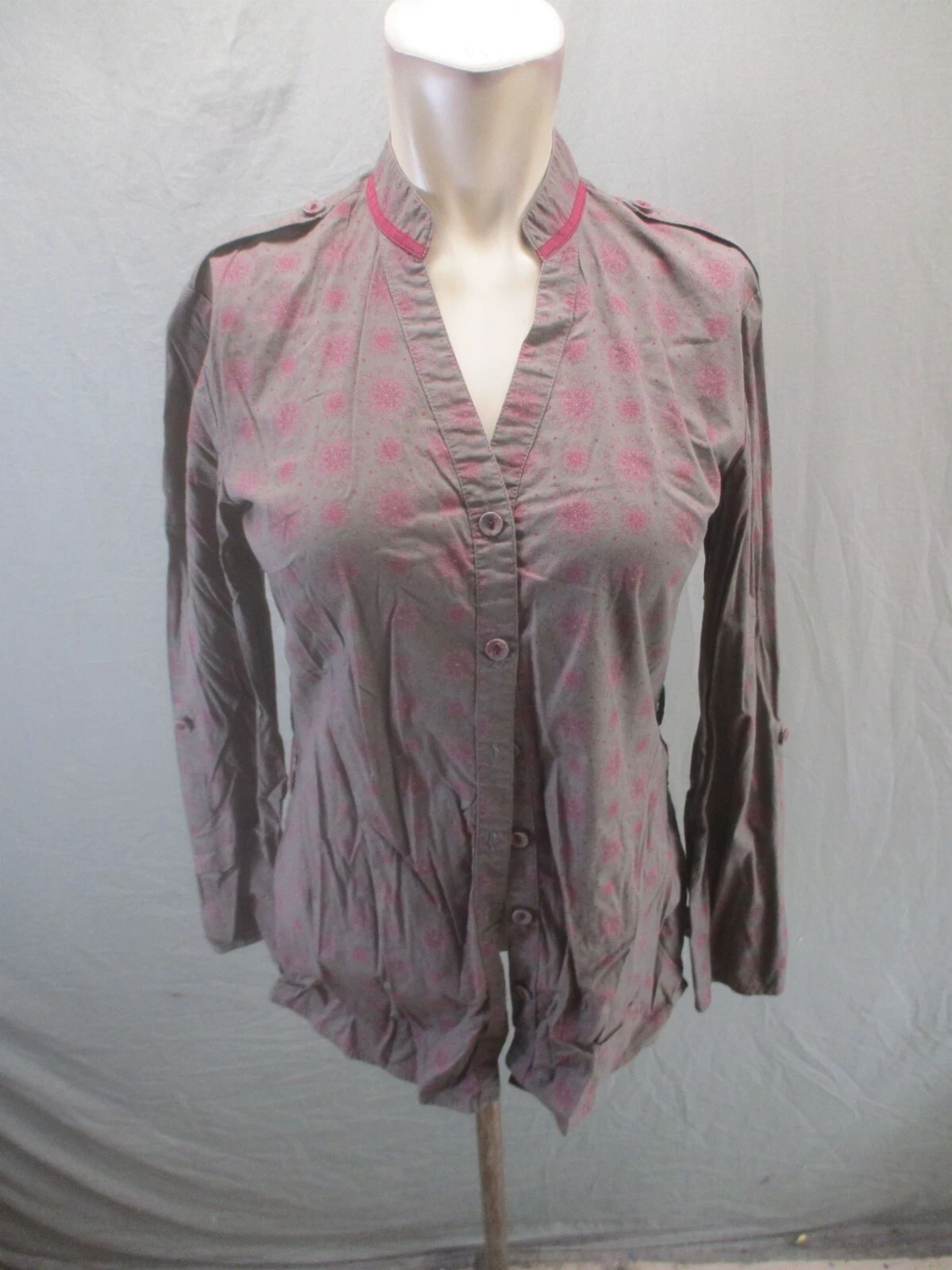 lole cotton blend v-neck long sleeve button up shirt