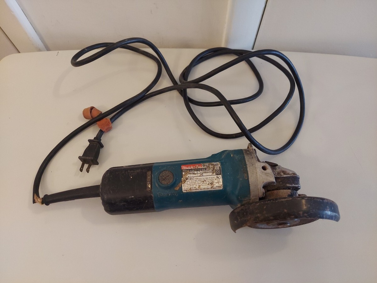 Image of Makita 9527NB angle grinder