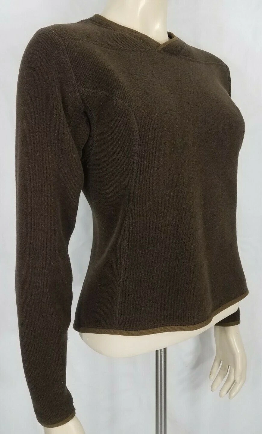 arcteryx polartec insulated v-neck pullover sweatshirt