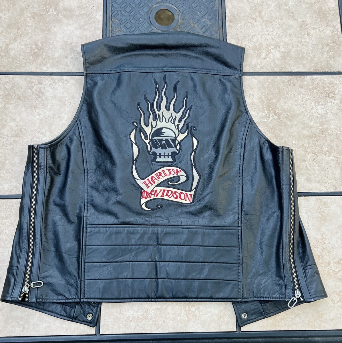 Harley Davidson Men BLAZING BONES Leather Vest Flaming Skull Large