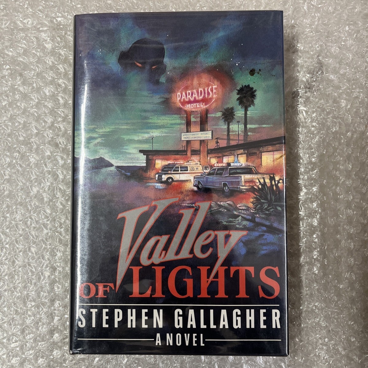 ライトノベルセット Valley of Lights by Stephen Gallagher (First Edition) | eBay