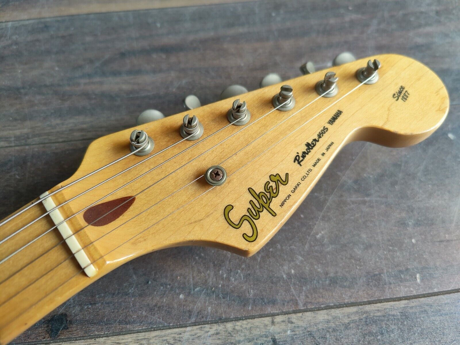 ストラトキャスター JAPAN VINTAGE Yamaha SR500 【公式通販】