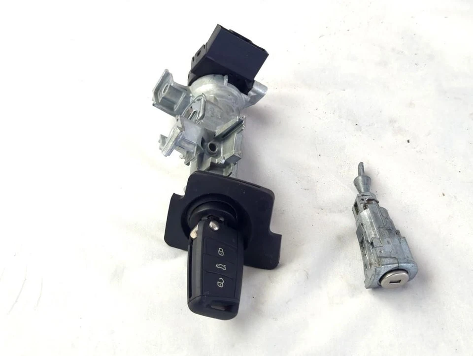 1K0905851 KIT BLOCCHETTI ACCENSIONE APERTURA CON CHIAVE VOLKSWAGEN POLO 1.0 B 55 — 第 3/4 张图片