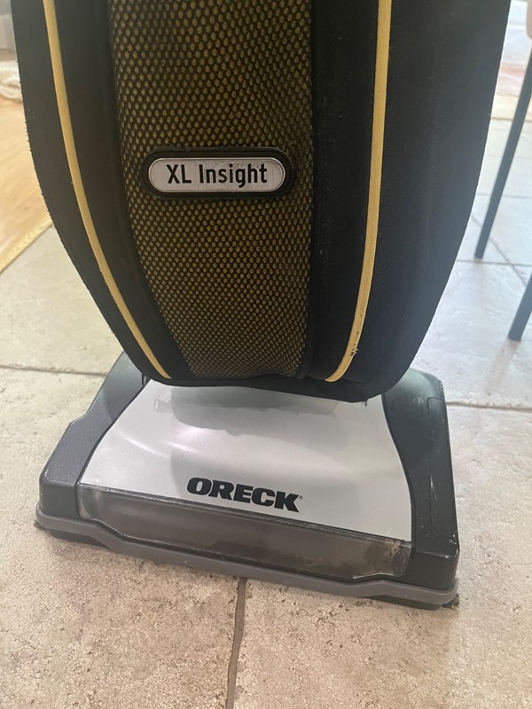 Oreck vacuum U7010ECS