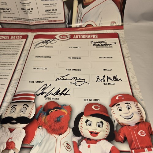 Cartel autografiado y recortes de periódicos de los Rojos de Cincinnati - Caravana de los Rojos 2012 - Imagen 6 de 10