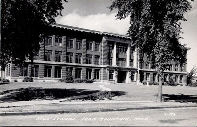 High School, IRON MOUNTAIN, Michigan Real Photo Postcard
