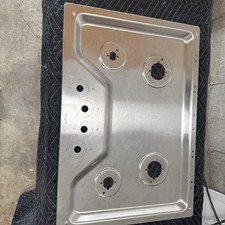 Whirlpool gas Cooktop - Stainless W11204008 Mod: WCG55US0HS00  Minor Scratches