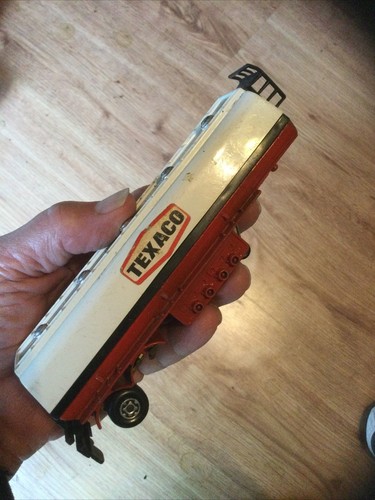Vintage 1973 Matchbox Superkings K16 Articulated Texaco Tanker (Tanker Only) - Picture 4 of 7