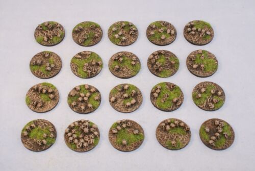 32mm Skull bases, scenic resin, Sci-fi fantasy by Daemonscape Qty10-50 - Picture 1 of 3