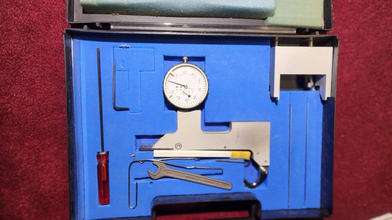 De La Rue Type ST 101 Tool kit/Made in Sweden