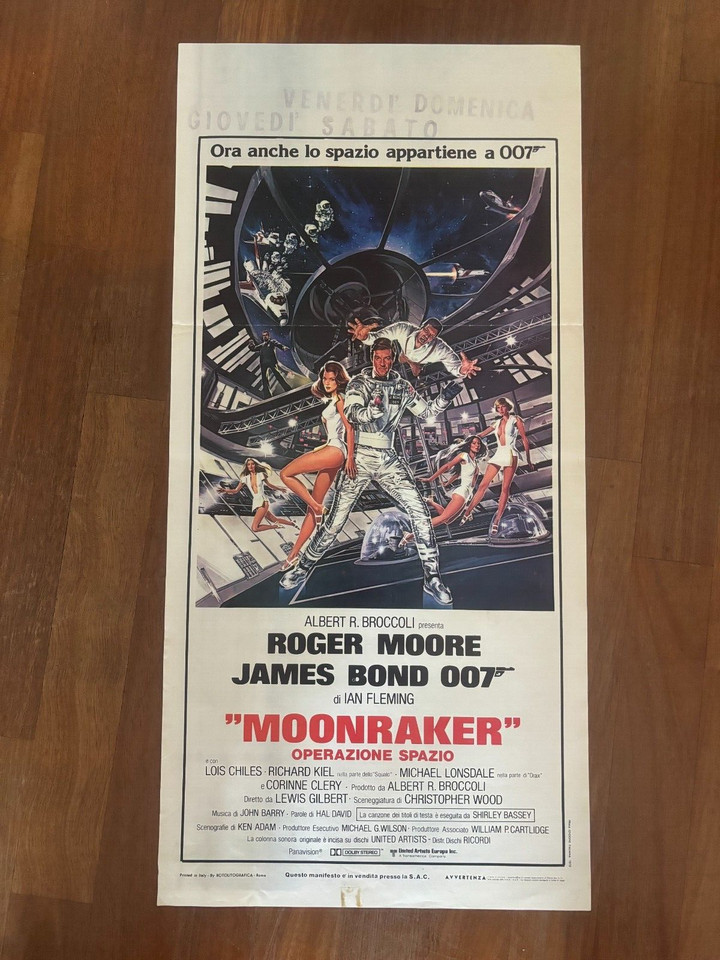 Locandina di Moonraker - Operazione spazio (1979)