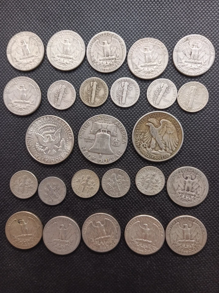 💥 Junk 90% Silver Coins 💥 Mix Includes 3 Halves $5.50 Face Value 💥 - Image 2 of 4