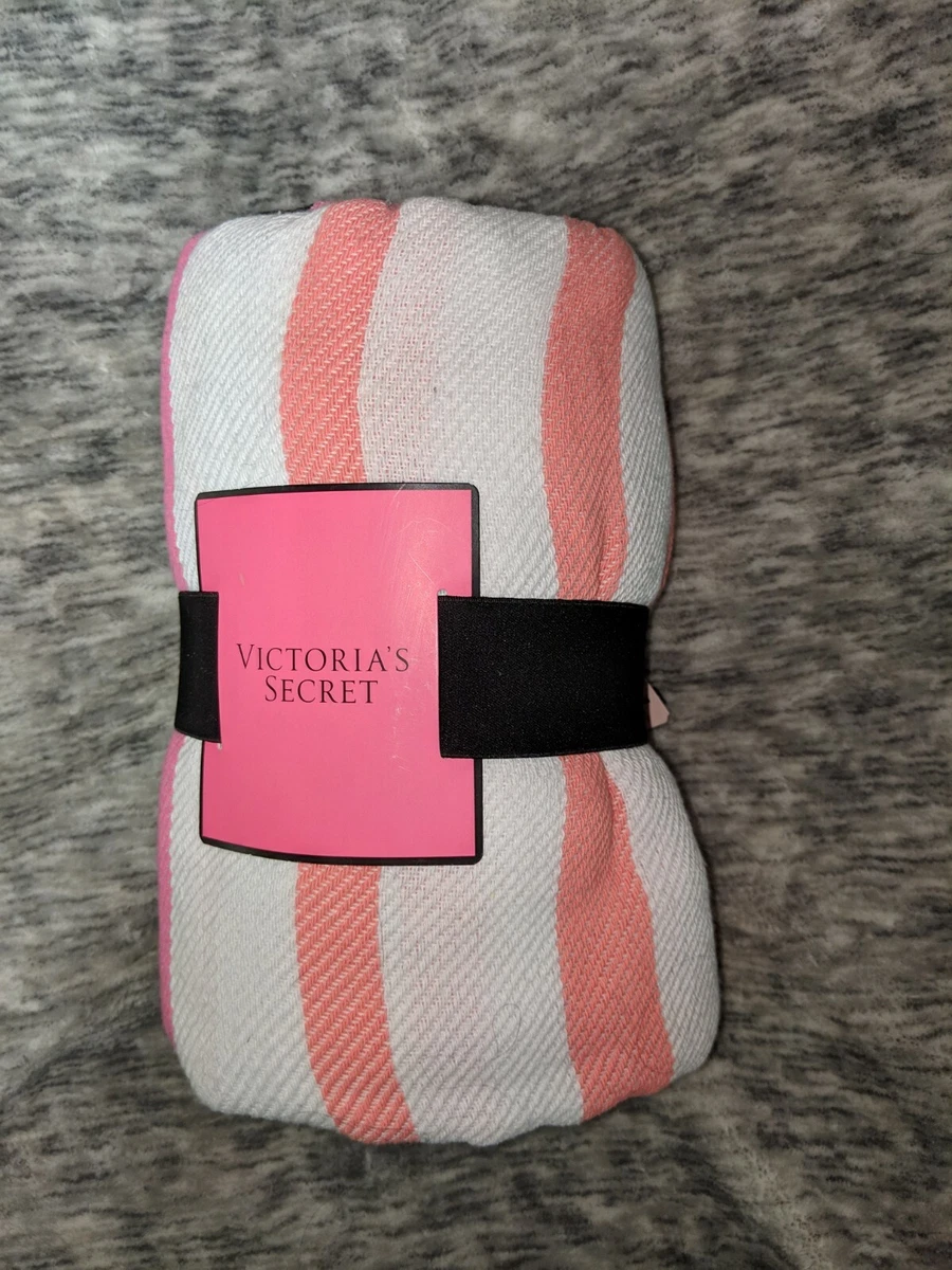 VICTORIAS SECRET THROW BLANKET MULTI COLORED STRIPED 50 x 60 NWT 59 BEACH