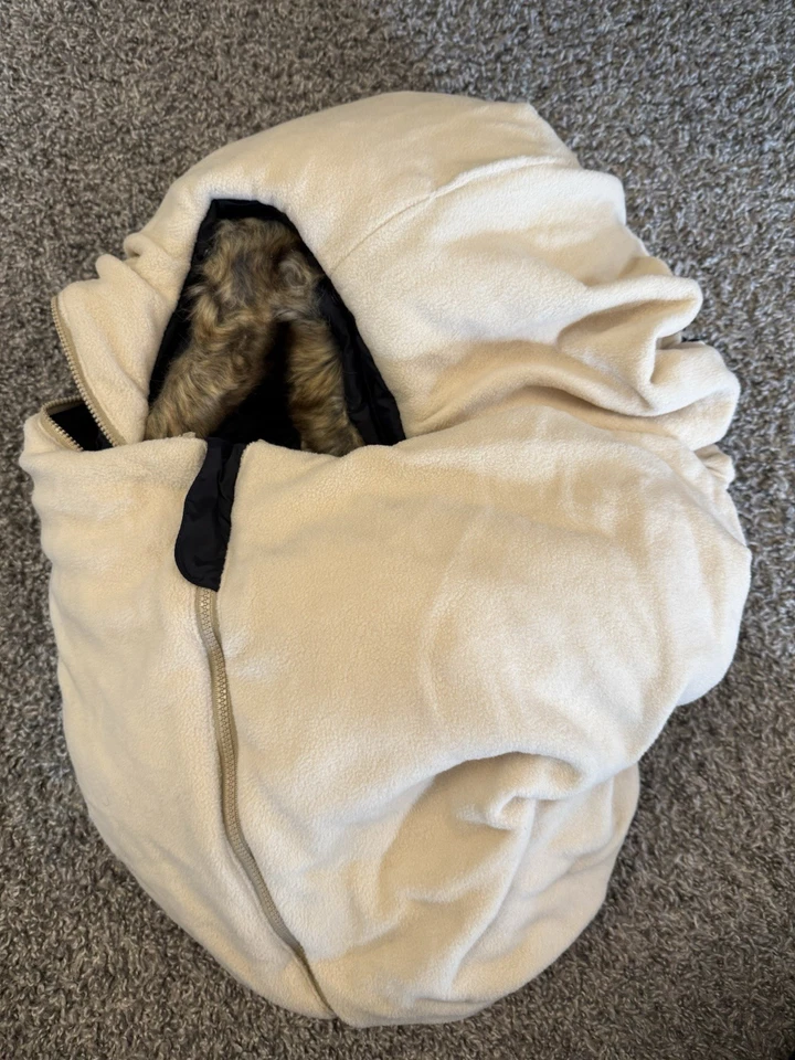 7 AM Enfant Car Seat Cover Cocoon Tundra Collection Black Faux Fur Trim Winter - Image 4 of 4