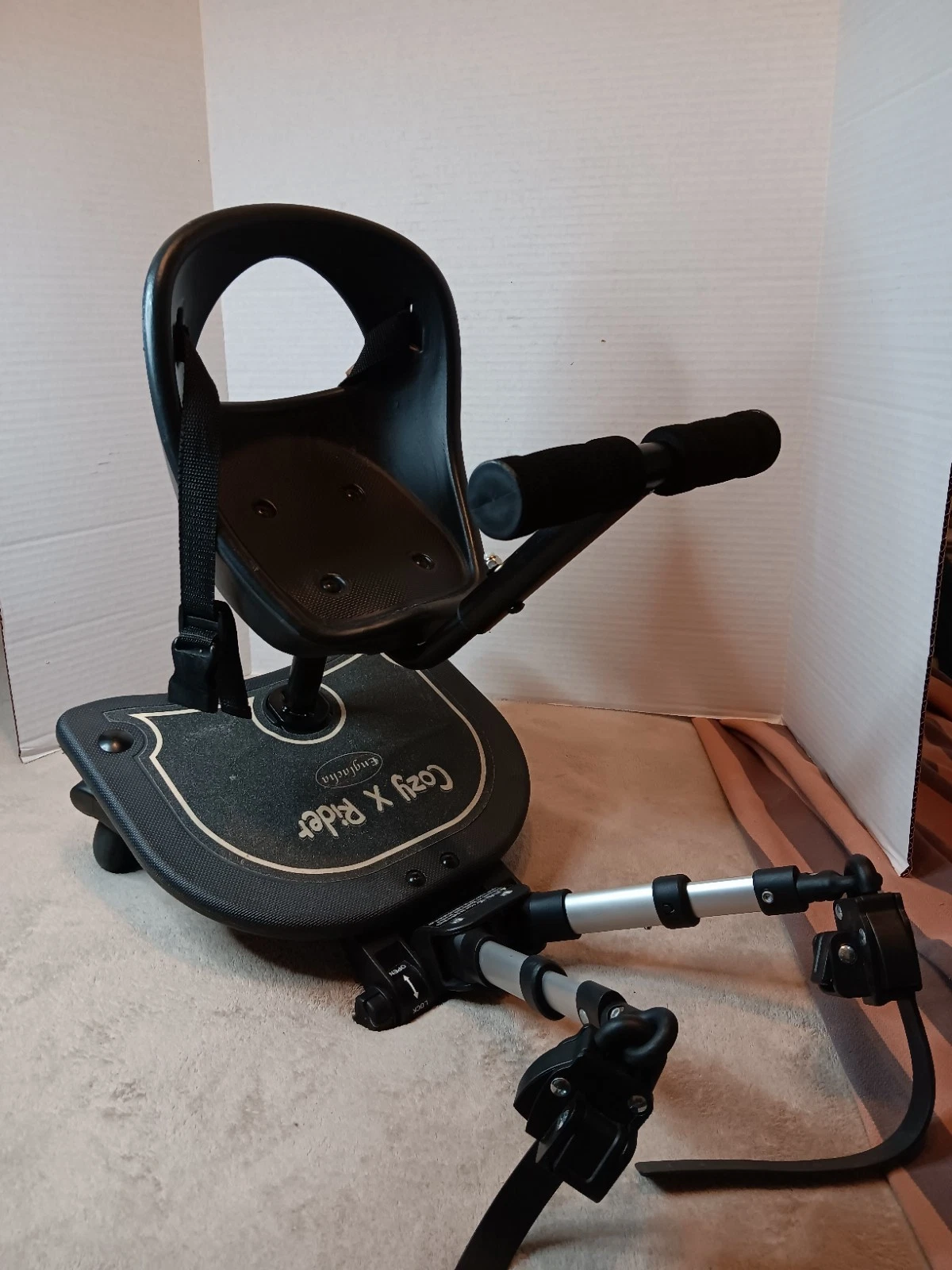 Englacha 2-in-1 Cozy X Rider - Child Rider Stroller Attachment with Saddle Seat
Opens in a new windo