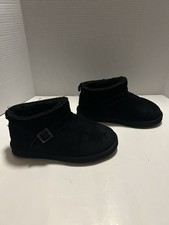 Pawz by Bearpaw Amy Suede Ankle Boots; Black Youth Size 5