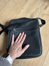 Borsa a tracolla originale Tommy Hilfiger nera taglia media