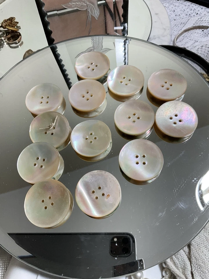 13 件珍珠母纽扣复古 1 个约 4 个孔,所有不同但相当多 — 第 3/4 张图片