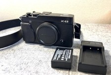 Fujifilm Fuji X-E2 Black 16.3MP Mirrorless Camera Body and Cap