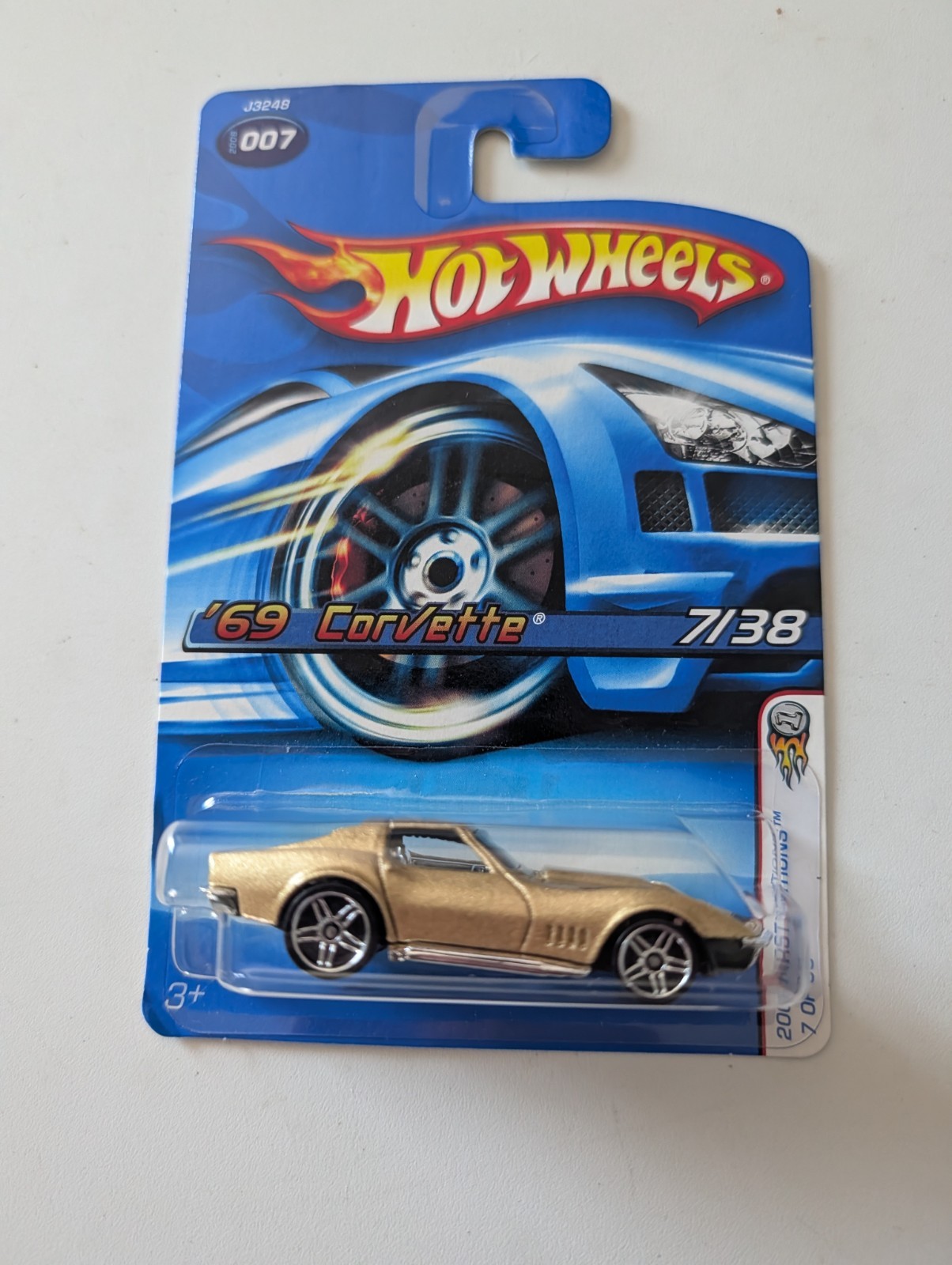 HOT WHEELS 2006 '69 CORVETTE GOLD 1ST ED 7/38